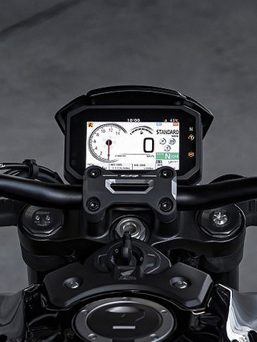 Motos